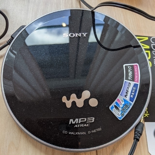 SONY(ソニー)のSONY CD WALKMAN D-NE730 スマホ/家電/カメラのオーディオ機器(ポータブルプレーヤー)の商品写真