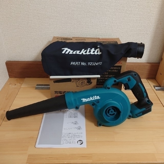 Makita(マキタ)の【E★様専用】マキタ　18V　新品　充電式ブロワ　UB185D スポーツ/アウトドアの自転車(工具/メンテナンス)の商品写真