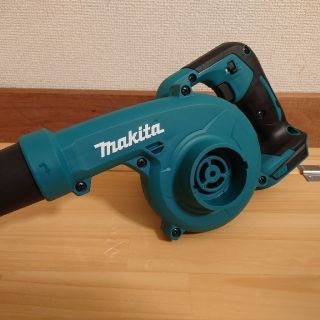 マキタ(Makita)の【E★様専用】マキタ　18V　新品　充電式ブロワ　UB185D(工具/メンテナンス)