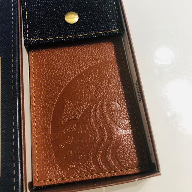 Starbucks Coffee(スターバックスコーヒー)のレア限定　新品未使用　海外スターバックス　バンコク　ペンケース　チョコ無し インテリア/住まい/日用品の文房具(ペンケース/筆箱)の商品写真