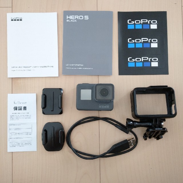 GoPro(ゴープロ)の【manekiiiiiKecha様専用】GoPro HERO5 BLACK スマホ/家電/カメラのカメラ(その他)の商品写真