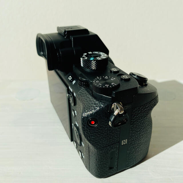 SONY α7RⅡ 本体+製品箱+バッテリー6個セット SONY α7RⅡ 本体+製品箱+バッテリー6個セット
