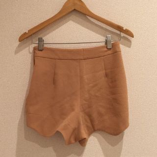 ザラ(ZARA)の【日本未入荷】ハワイ ショートパンツ(ショートパンツ)