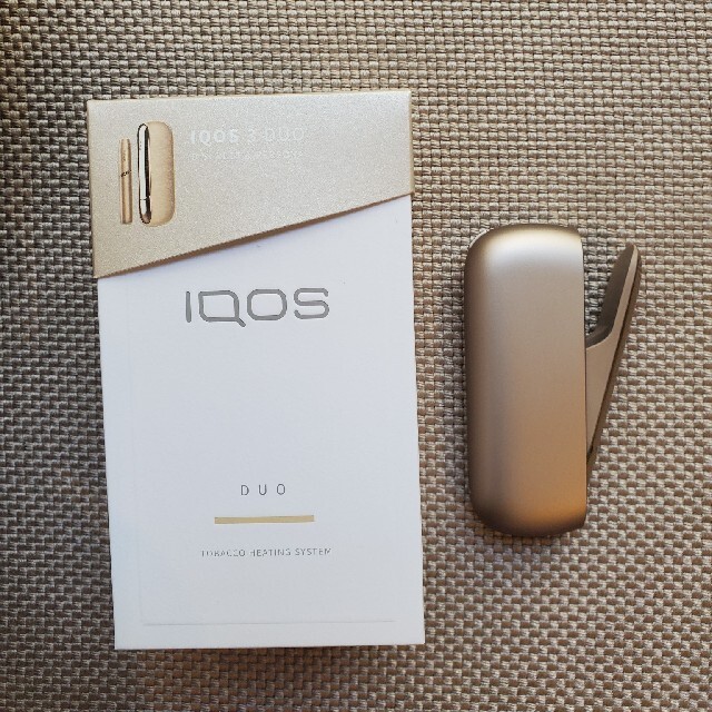 IQOS(アイコス)の【保証あり】IQOS3 DUO アイコス3 デュオ  本体チャージャー メンズのファッション小物(タバコグッズ)の商品写真