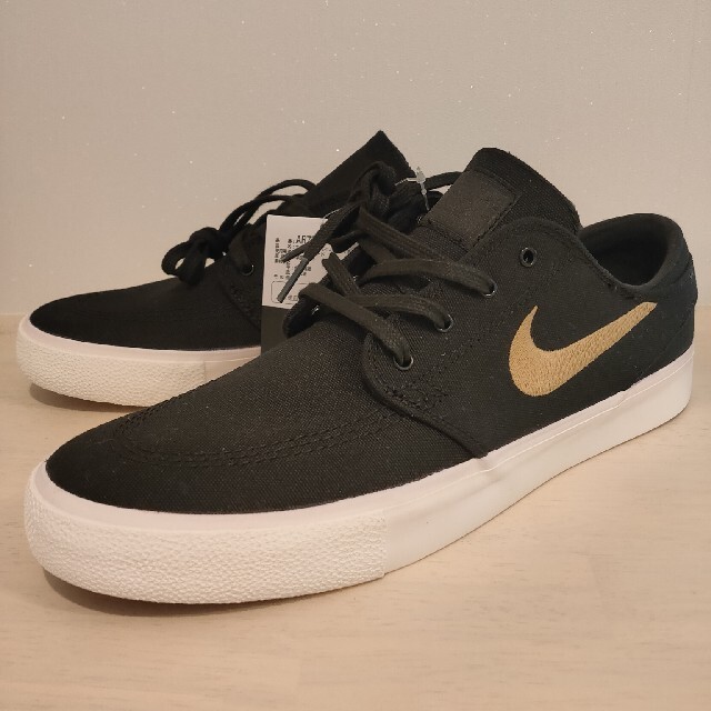 NIKE SB スニーカー　新品　27cm