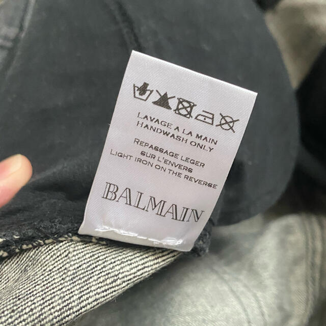 BALMAIN(バルマン)の処分価格17日まで！ BALMAIN バルマン ダメージデニム メンズのパンツ(デニム/ジーンズ)の商品写真