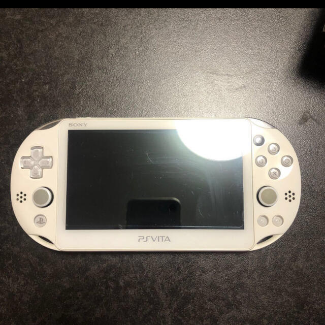 PS Vita PCH-2000 SONY おまけ付きゲームソフト/ゲーム機本体