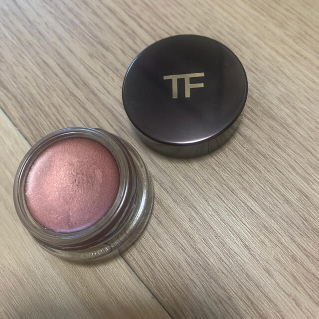 TOM FORD(トムフォード)のトムフォード　アイシャドウ コスメ/美容のベースメイク/化粧品(アイシャドウ)の商品写真