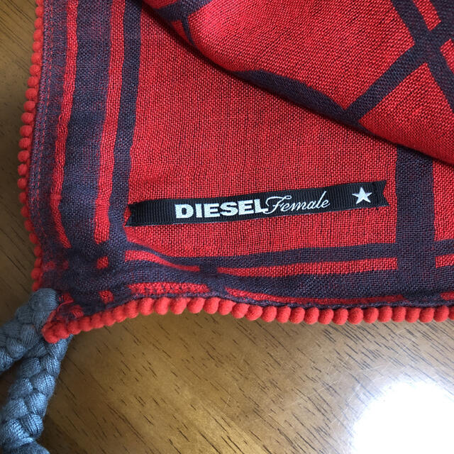 DIESEL(ディーゼル)のレア 希少 新品未使用 DIESEL 大判 ストール レディースのファッション小物(ストール/パシュミナ)の商品写真