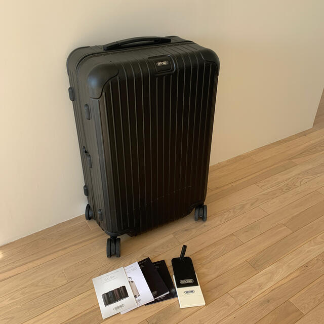 RIMOWA(リモワ)のリモワ　サルサ60L 電子タグ　マットブラック メンズのバッグ(トラベルバッグ/スーツケース)の商品写真