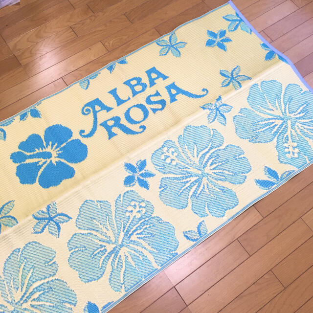 ALBA ROSA(アルバローザ)の【未使用品】アルバローザ☆ゴザ　ビーチマット インテリア/住まい/日用品のラグ/カーペット/マット(その他)の商品写真