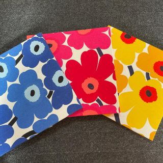 マリメッコ(marimekko)のマリメッコ　SSファブリックパネル　３つセット(インテリア雑貨)