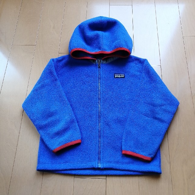 patagonia(パタゴニア)のパタゴニア Patagonia フリース パーカー 3T キッズ/ベビー/マタニティのキッズ服男の子用(90cm~)(ジャケット/上着)の商品写真