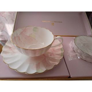 ニッコー(NIKKO)のNIKKO　FINE　BORN　CHINA　ティーカップセット(グラス/カップ)