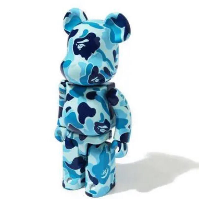 MEDICOM TOY(メディコムトイ)のABC CAMO BE@RBRICK BAPE  ベアブリック　ブルー　ピンク エンタメ/ホビーのコレクション(その他)の商品写真