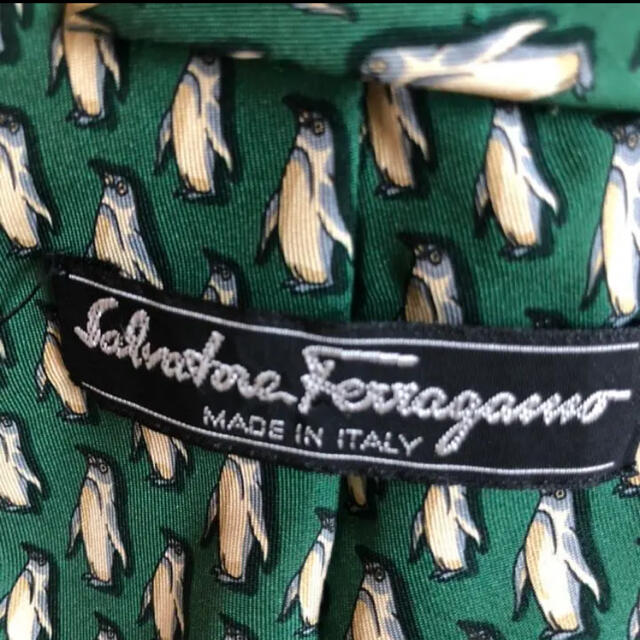 Salvatore Ferragamo(サルヴァトーレフェラガモ)のSalvatore Ferragamo サルヴァトーレ　フェラガモ　ネクタイ メンズのファッション小物(ネクタイ)の商品写真