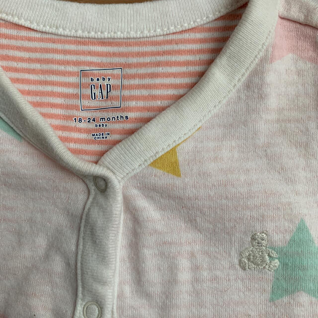 GAP(ギャップ)のGAP カバーオール　星柄　女の子　90 ベビー キッズ/ベビー/マタニティのベビー服(~85cm)(カバーオール)の商品写真