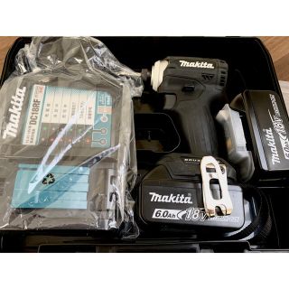 マキタ(Makita)の美品 マキタ インパクトドライバ ブラック18V 6.0Ah TD171DRGX(その他)