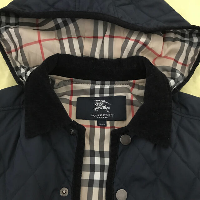 BURBERRY(バーバリー)のバーバリー　キッズ　キルトジャンパー　120A キッズ/ベビー/マタニティのキッズ服女の子用(90cm~)(ジャケット/上着)の商品写真