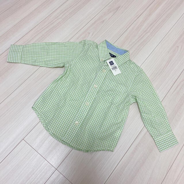 babyGAP(ベビーギャップ)の新品タグ付き❣️ベビーギャップ　長袖チェックシャツ　95cm キッズ/ベビー/マタニティのキッズ服男の子用(90cm~)(ブラウス)の商品写真