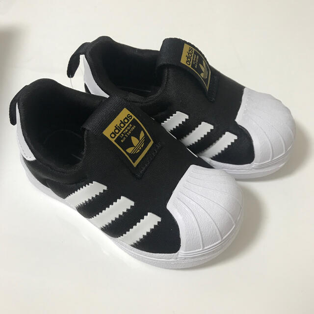 adidas(アディダス)の【新品未使用】adidas SUPER STAR 360 I 黒 12cm キッズ/ベビー/マタニティのベビー靴/シューズ(~14cm)(スニーカー)の商品写真