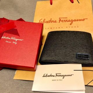 サルヴァトーレフェラガモ(Salvatore Ferragamo)のスミキチ様専用【サルヴァトーレ フェラガモ】二つ折り財布【正規品】(折り財布)