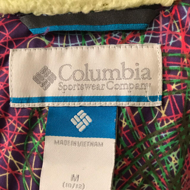 Columbia(コロンビア)のColumbia キッズアウター キッズ/ベビー/マタニティのキッズ服女の子用(90cm~)(コート)の商品写真