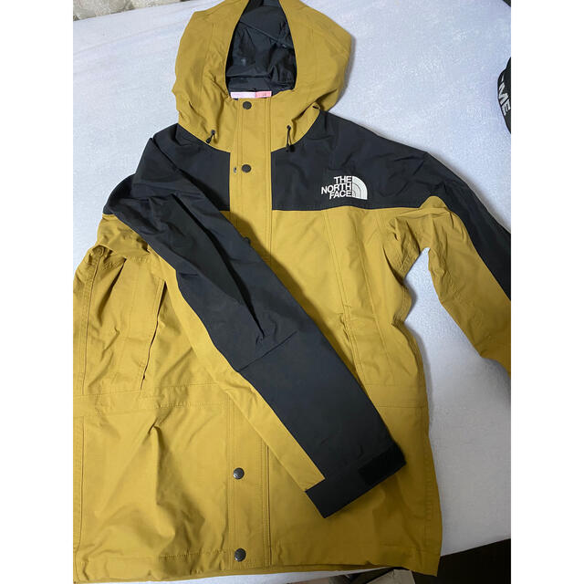 THE NORTH FACE(ザノースフェイス)のノースフェイス　マウンテンライトジャケット　ブリティッシュカーキ メンズのジャケット/アウター(マウンテンパーカー)の商品写真