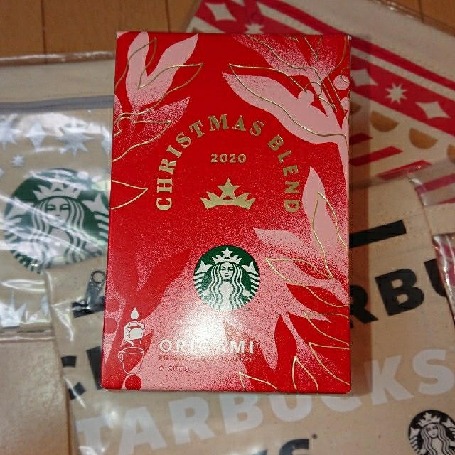 Starbucks Coffee(スターバックスコーヒー)の新品 スターバックス クリスマスブレンド&ポーチ3点セット エンタメ/ホビーのコレクション(ノベルティグッズ)の商品写真