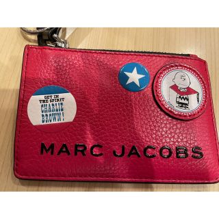 マークジェイコブス(MARC JACOBS)の値下げ！マークジェイコブス　スヌーピー　パスケース(名刺入れ/定期入れ)