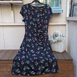 ローラアシュレイ(LAURA ASHLEY)のSOLD OUT【英国輸入】ローラアシュレイ 黒ジャージ＋ピンク薔薇柄 UK14(その他)