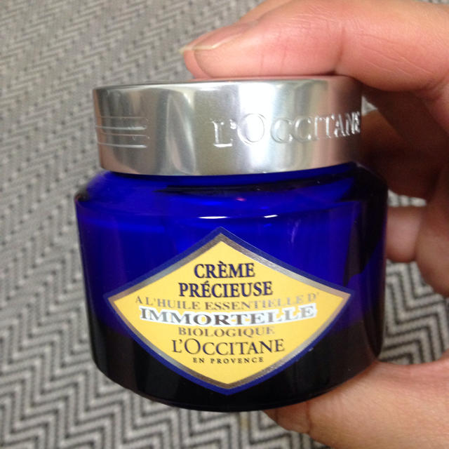 L'OCCITANE(ロクシタン)の限定値下！イモーテルフェイスクリーム コスメ/美容のスキンケア/基礎化粧品(フェイスクリーム)の商品写真