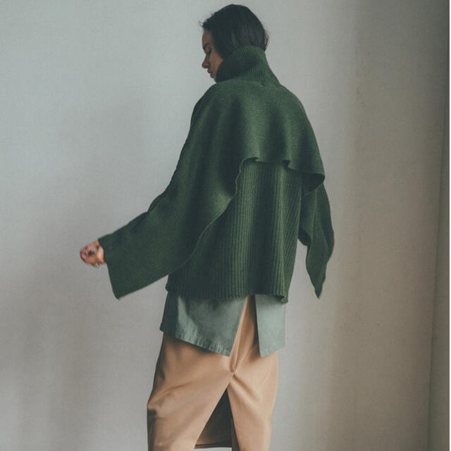 STUDIOUS - CLANEクラネ BACK FRILL TURTLENECK KNIT TOPSの通販 by