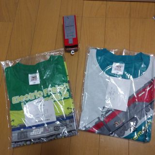 ジェイアール(JR)のJR　貨物列車　Tシャツ2枚　プラレールセット(Tシャツ/カットソー)