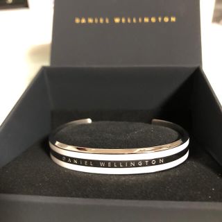 ダニエルウェリントン(Daniel Wellington)のDaniel Wellington バングル(ブレスレット/バングル)