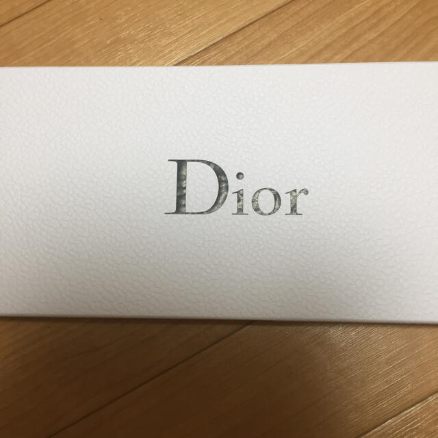 Dior(ディオール)のディオール ウェルカムギフト チャーム エンタメ/ホビーのコレクション(ノベルティグッズ)の商品写真