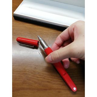 モンブラン(MONTBLANC)の【ロッキー様専用】モンブランM レッド ローラーボールペン(ペン/マーカー)