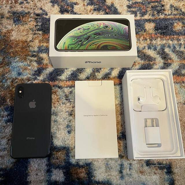 iPhone(アイフォーン)のiPhone Xs Space Gray 256 GB SIMフリー スマホ/家電/カメラのスマートフォン/携帯電話(スマートフォン本体)の商品写真