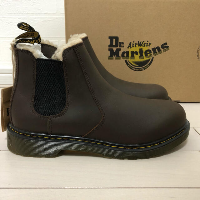 Dr.Martens(ドクターマーチン)の【tarou様専用】24 ドクターマーチン　チェルシー　ブーツ　LEONORE レディースの靴/シューズ(ブーツ)の商品写真