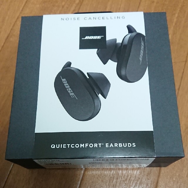 BOSE(ボーズ)の【新品未使用】BOSE QUIETCOMFORT EARBUDS スマホ/家電/カメラのオーディオ機器(ヘッドフォン/イヤフォン)の商品写真