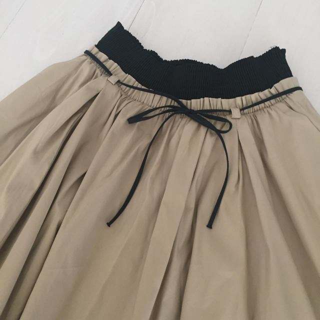 ZARA(ザラ)のウエストリボン スカート レディースのスカート(ひざ丈スカート)の商品写真