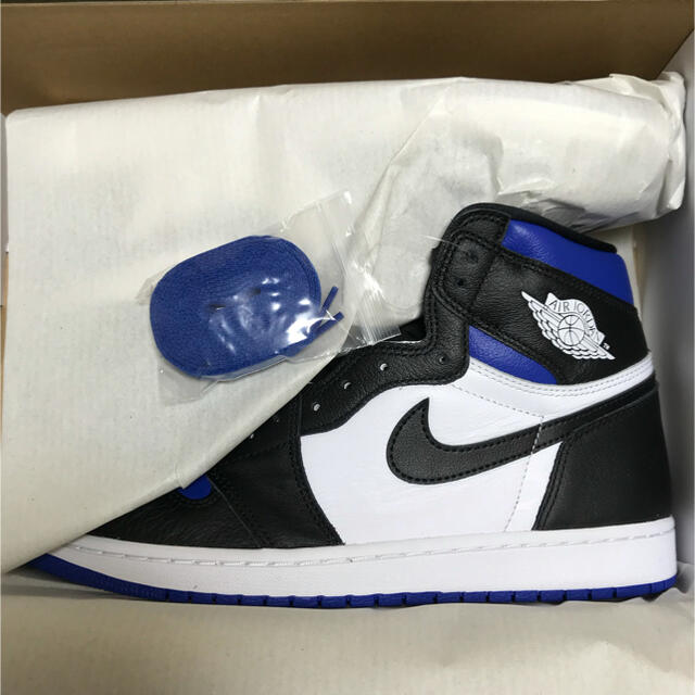 NIKE(ナイキ)の【28.5cm】NIKE AIR JORDAN1 ROYAL TOE メンズの靴/シューズ(スニーカー)の商品写真