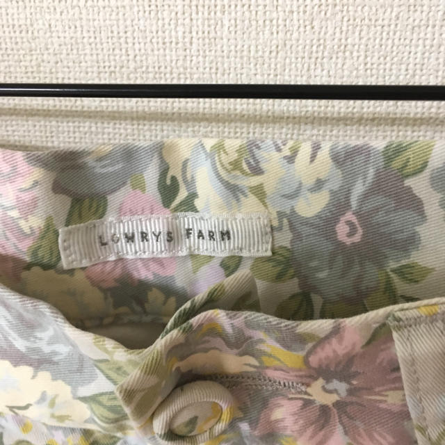LOWRYS FARM(ローリーズファーム)のLOWRYS✨花柄キュロット レディースのパンツ(キュロット)の商品写真