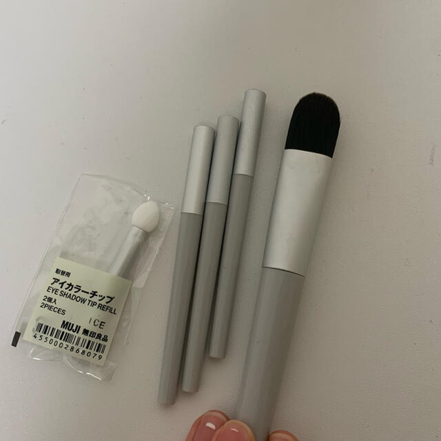 MUJI (無印良品)(ムジルシリョウヒン)の無印良品 メイクブラシセット コスメ/美容のメイク道具/ケアグッズ(ブラシ・チップ)の商品写真