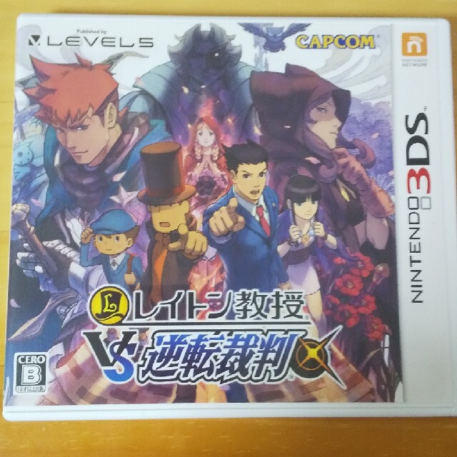 レイトン教授VS逆転裁判 3DS エンタメ/ホビーのゲームソフト/ゲーム機本体(携帯用ゲームソフト)の商品写真