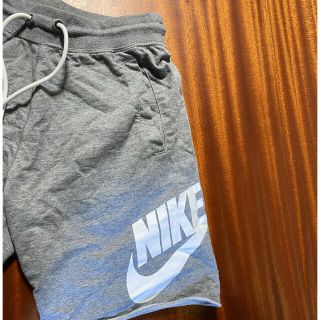 ナイキ(NIKE)のNIKEハーフパンツ(ハーフパンツ)