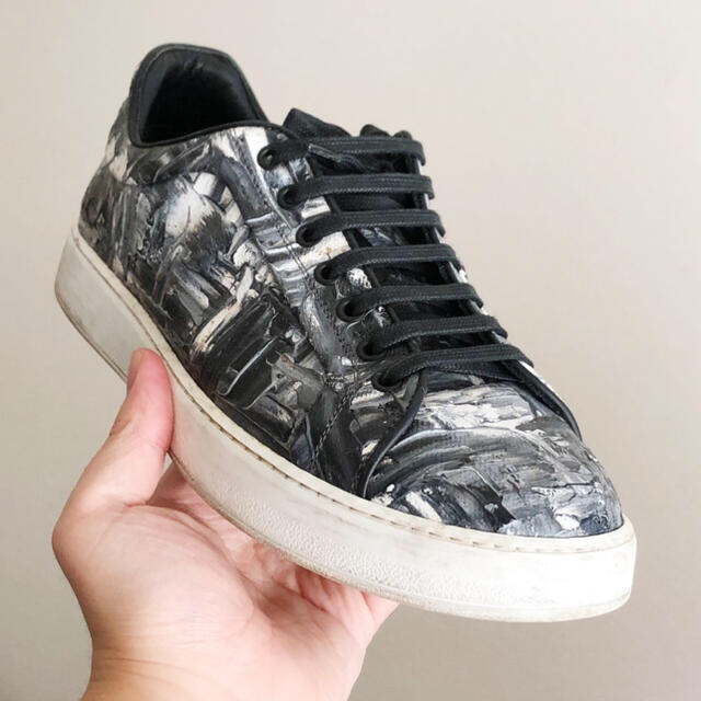 DIOR HOMME B06 Hand Painted Skate Shoes ウィンターセールの通販