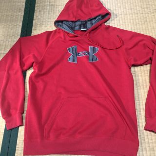 アンダーアーマー(UNDER ARMOUR)のアンダーアーマー パーカー 即購入可☆(パーカー)