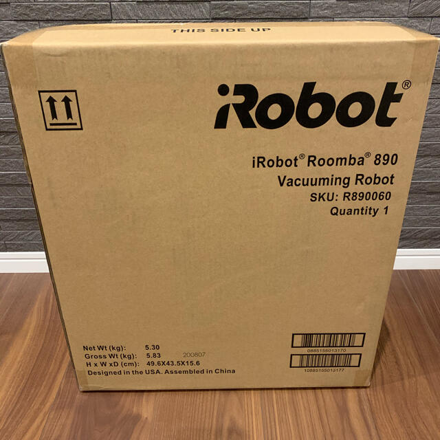 iRobot(アイロボット)の国内正規品 ルンバ890 ロボット掃除機 お掃除ロボット  R890060 スマホ/家電/カメラの生活家電(掃除機)の商品写真