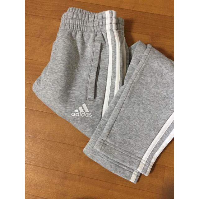 adidas(アディダス)のriii様専用 キッズ/ベビー/マタニティのキッズ服女の子用(90cm~)(パンツ/スパッツ)の商品写真